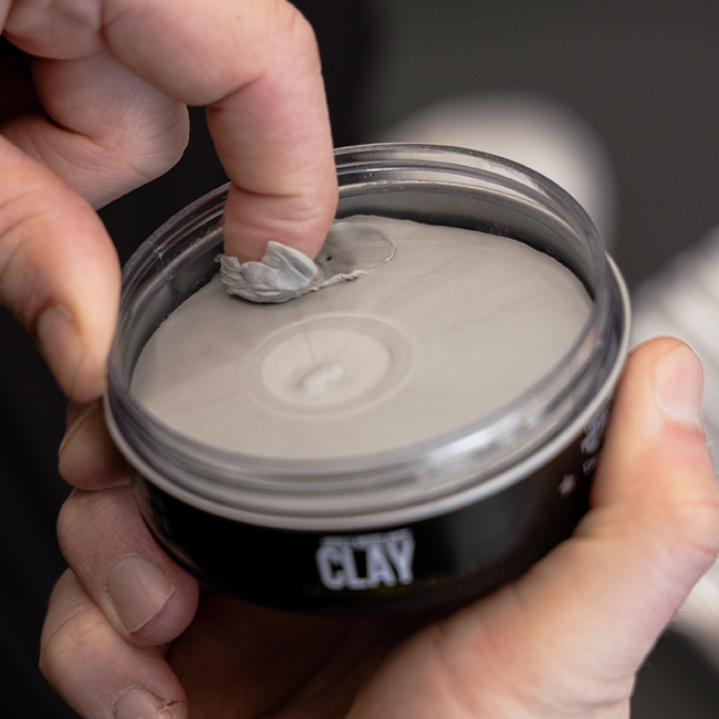 Pomade vs. Hair Clays – What’s the Difference?