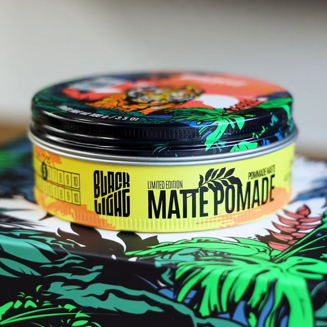 What Is Black Light Matte Pomade? | Uppercut Deluxe EU